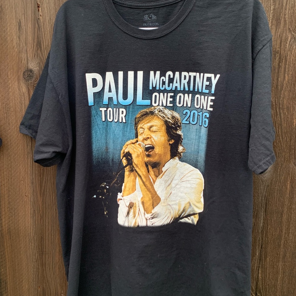 Paul McCartney 2016 One on One Tour Shirt XL
